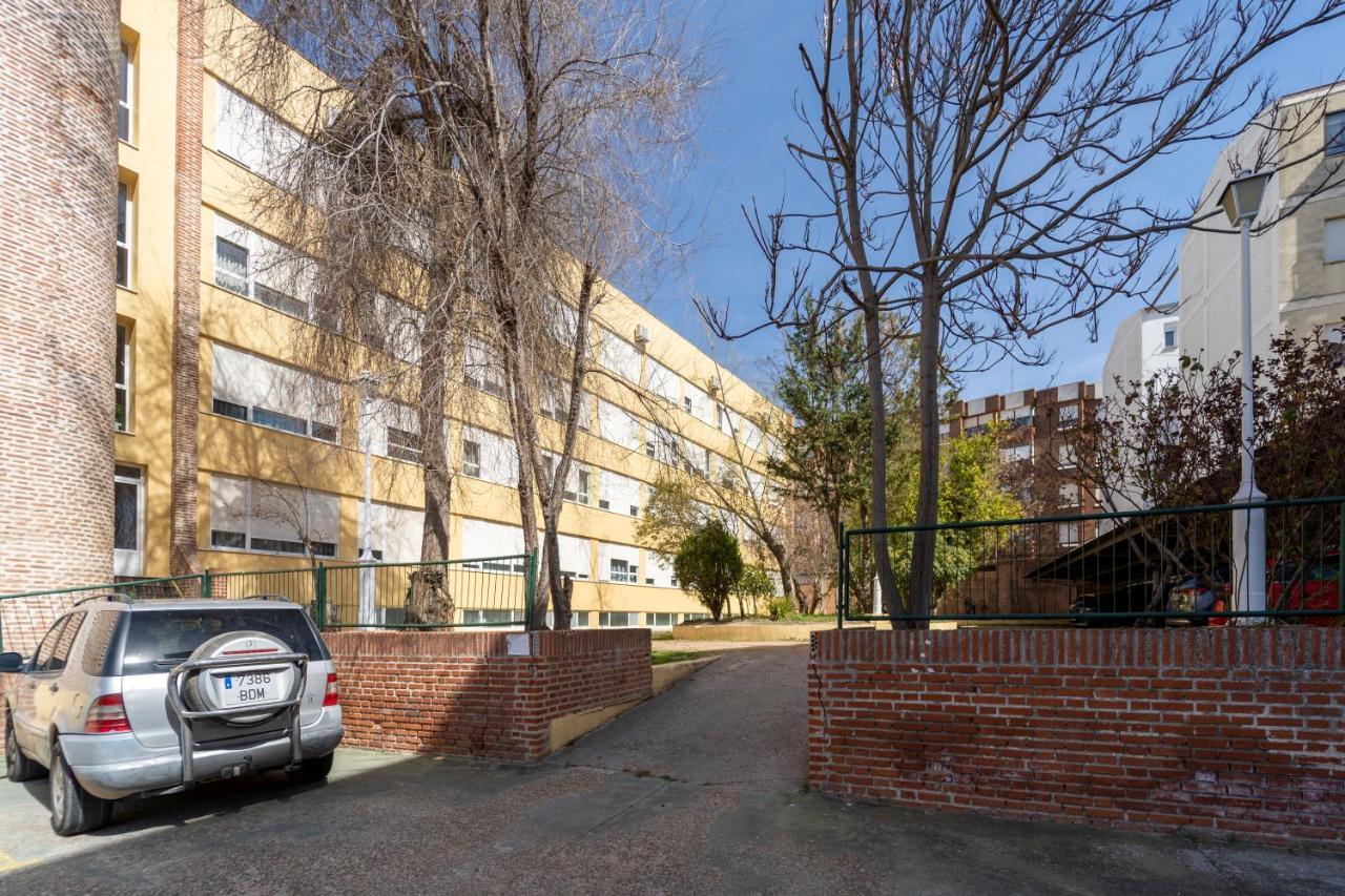 Hotel La Mota By Punta25 Hotels Group Медина дел Кампо Экстерьер фото