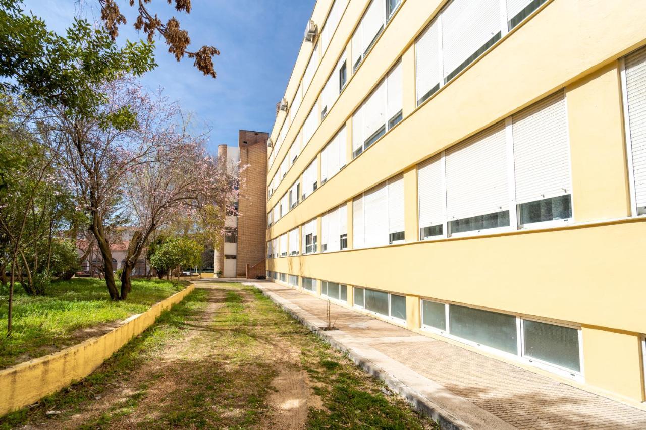 Hotel La Mota By Punta25 Hotels Group Медина дел Кампо Экстерьер фото