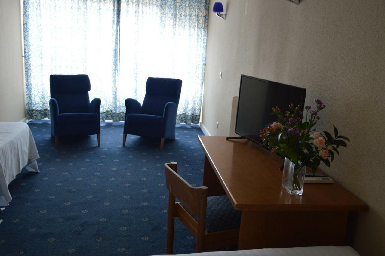 Hotel La Mota By Punta25 Hotels Group Медина дел Кампо Экстерьер фото